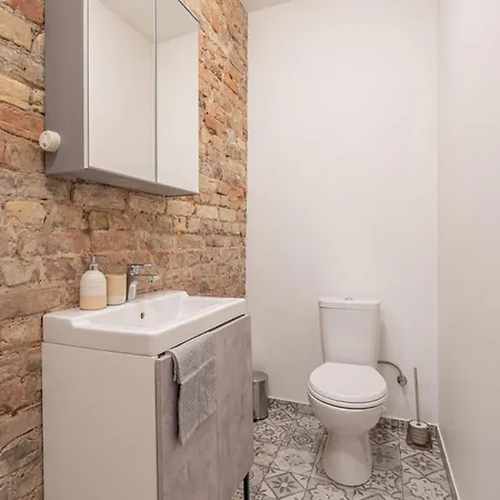 Quiet Hideaway In Centrs Apartament *